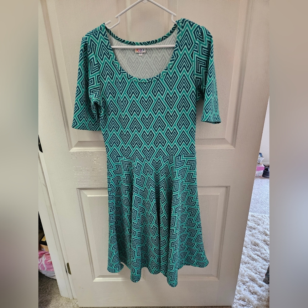 Lularoe Nicole Dress Medium